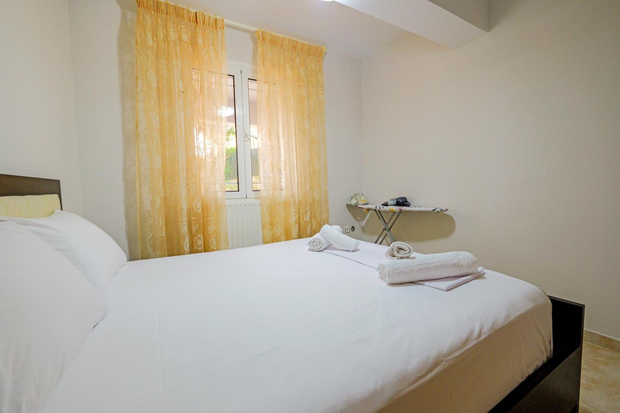 Vrion Apartment *