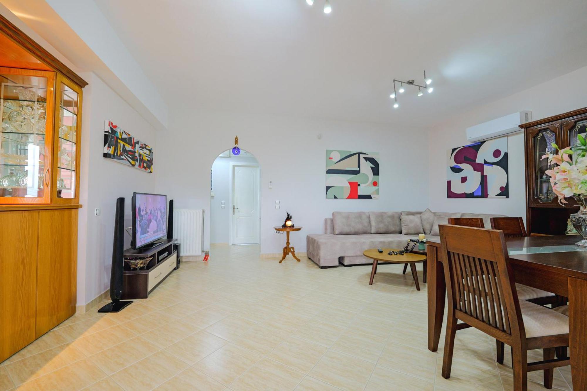 Vrion Apartment *